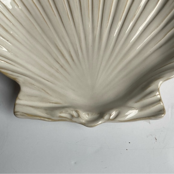 Scallop Shell Plate Trinket Dish 7.5” Ceramic Ivory Realistic Candy Decor New - Picture 4 of 16
